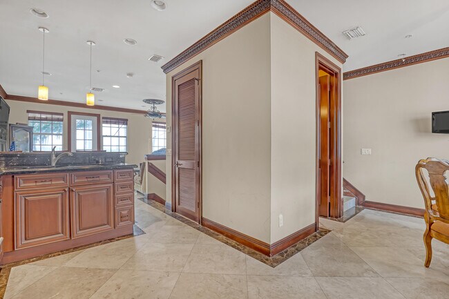 Building Photo - 149 Harbors Way