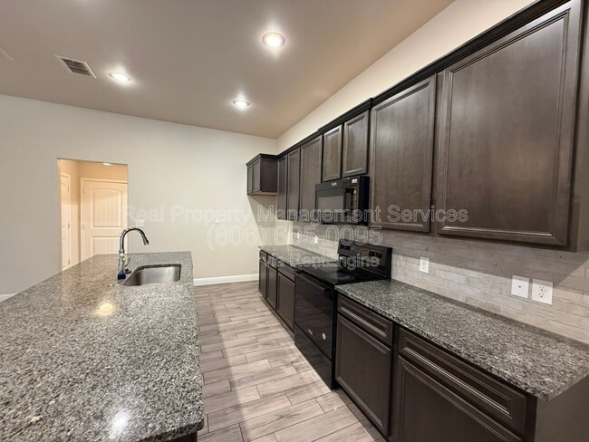Building Photo - 13802 Avenue W