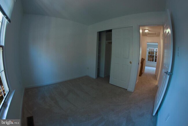 Building Photo - 3955 Pepperidge Ct