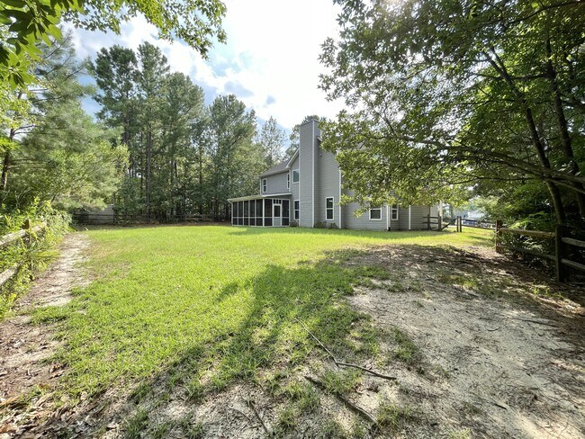 Building Photo - 54 Inlet View