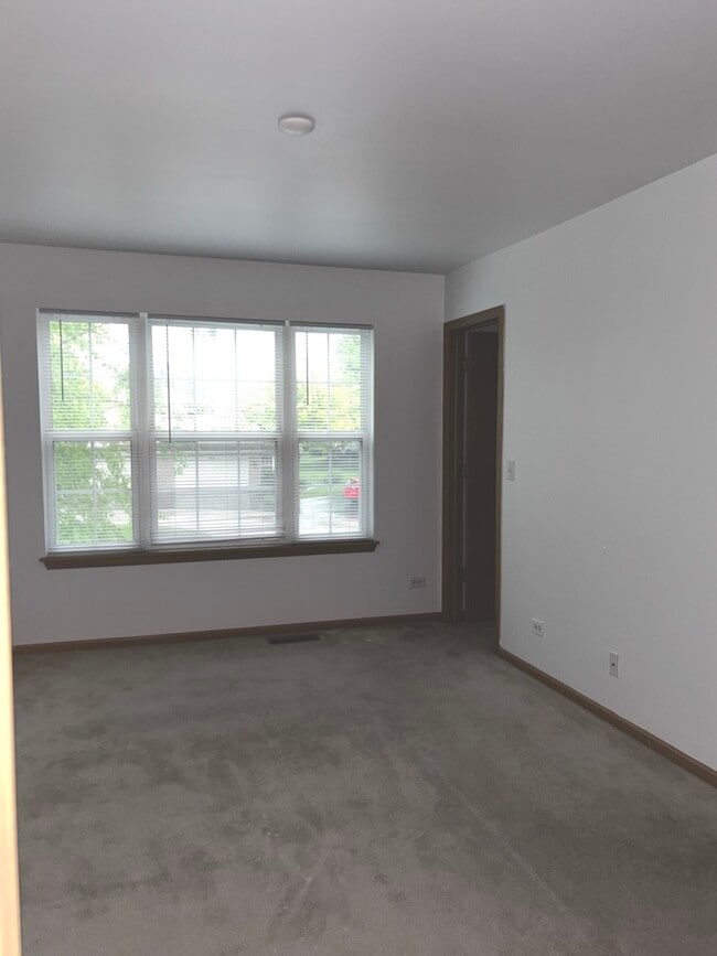 Building Photo - 1811 Waverly Way