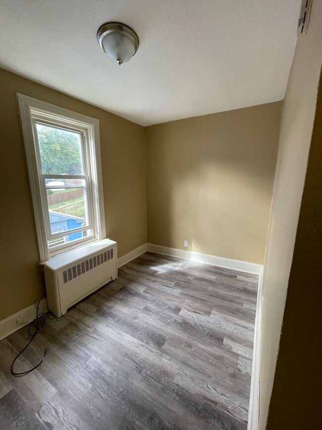 Building Photo - 3 Bedroom For Rent in Harrisburg with gas ...