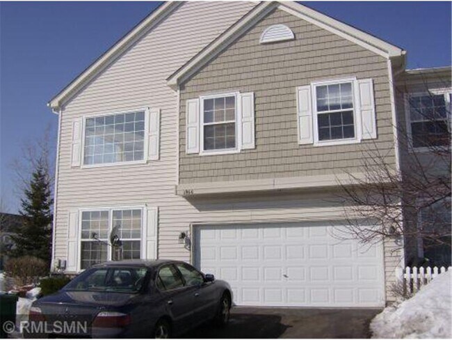 Primary Photo - 1866 Wildflower Ct