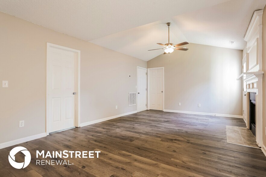 Building Photo - 3816 Northlake Dr