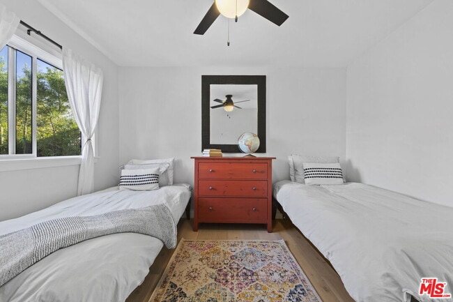 Building Photo - 251 N Encinal Ave