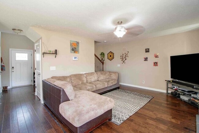 Building Photo - 1411 Freedom Dr