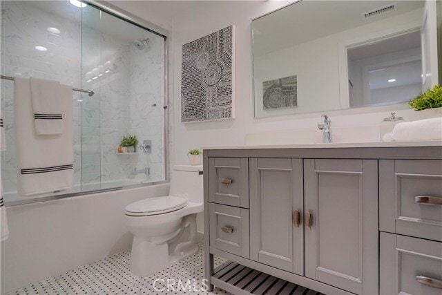 Building Photo - 4601 E Ocean Blvd