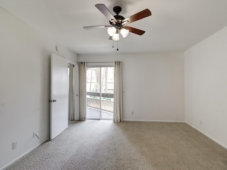 Building Photo - 1490 S Camino Real