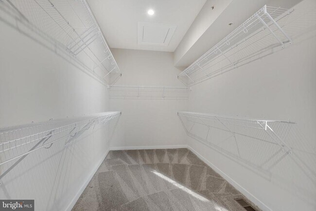 Building Photo - 222 Petite Sirah Terrace SE