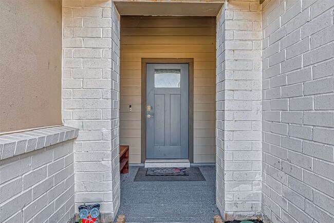 Building Photo - 4003 Yonkers Valley Ln