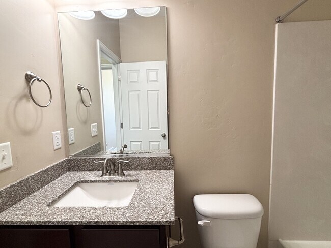 Building Photo - 3859 W Young Lucerne Cir