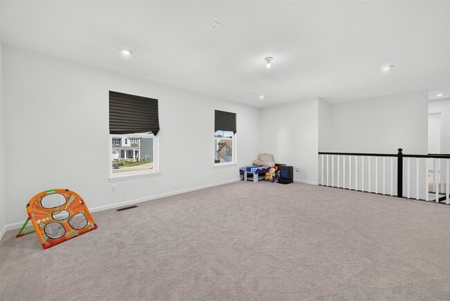 Building Photo - 414 Roddens Wy