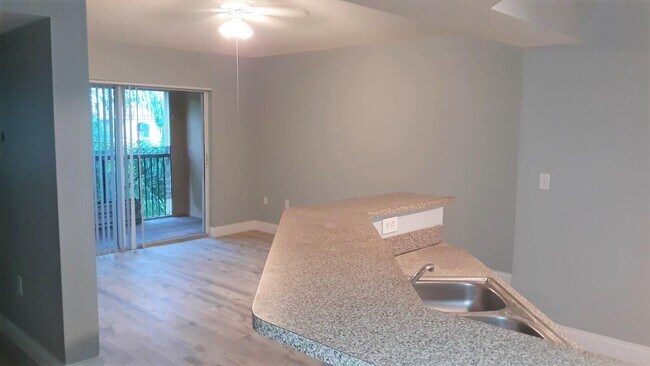 Building Photo - 3818 NW Adriatic Ln