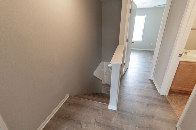 Building Photo - 5209-5211 Currituck Lane