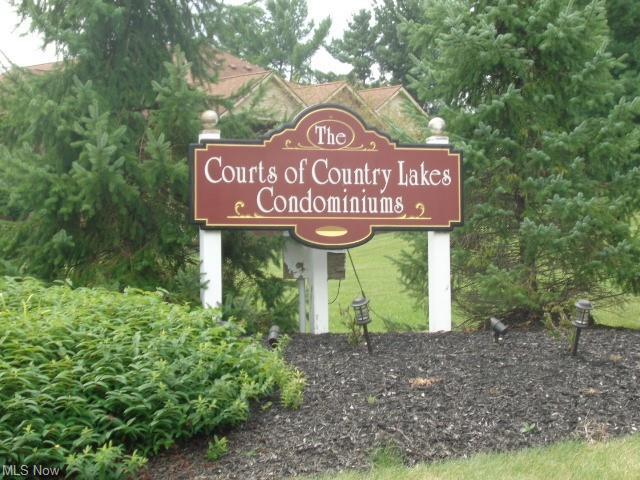 Building Photo - 8663 Scenicview Dr