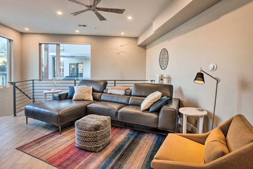 Building Photo - 4549 Tennyson St