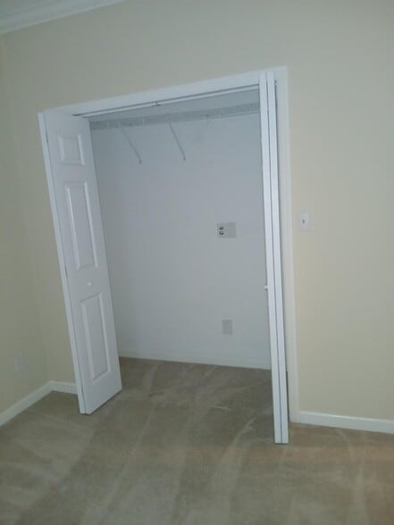 2nd Bedroom closet - 3049 Old Stone Dr