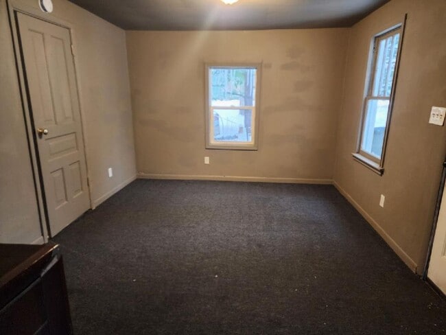 Building Photo - 1780 Superior St