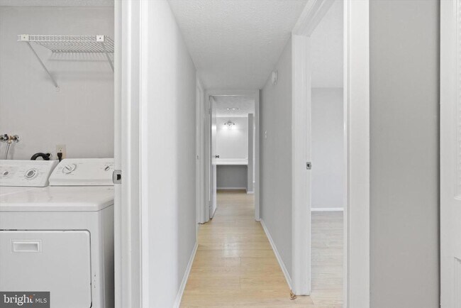 Building Photo - 8385 Brockham Dr