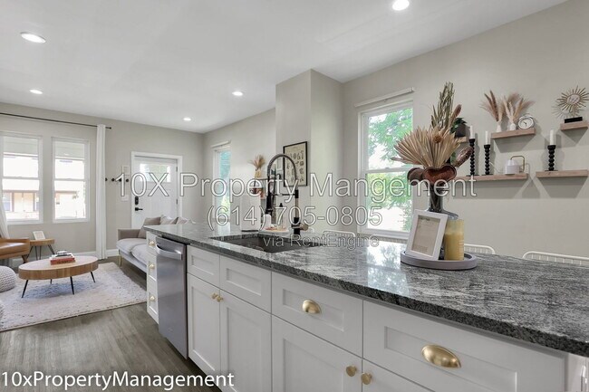 Building Photo - 564 Kimball Pl