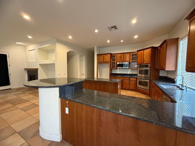 Building Photo - 4505 W McNeil St