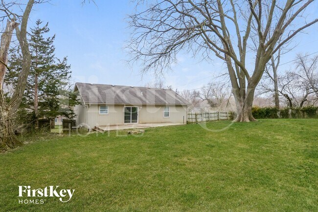 Building Photo - 333 Woods Ave