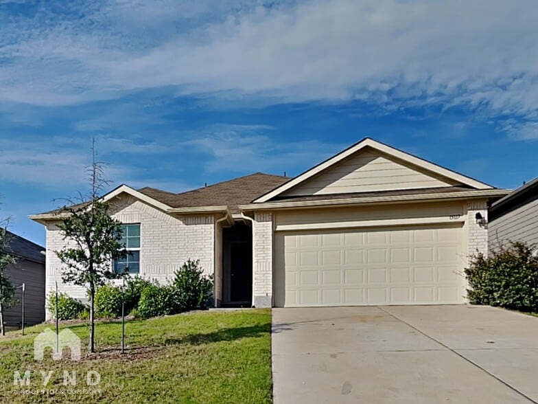 Primary Photo - 15117 Siberian Elm Ln
