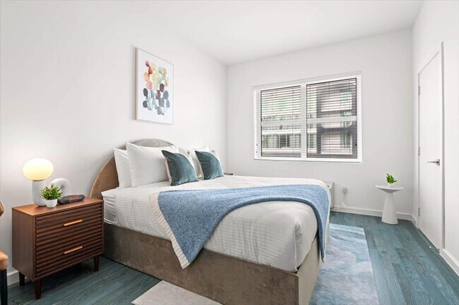 Building Photo - 1700 Alton Rd