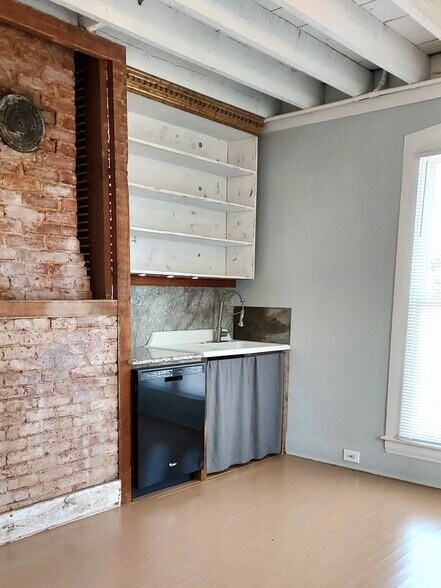 Building Photo - 134 Marble Mill Rd NW