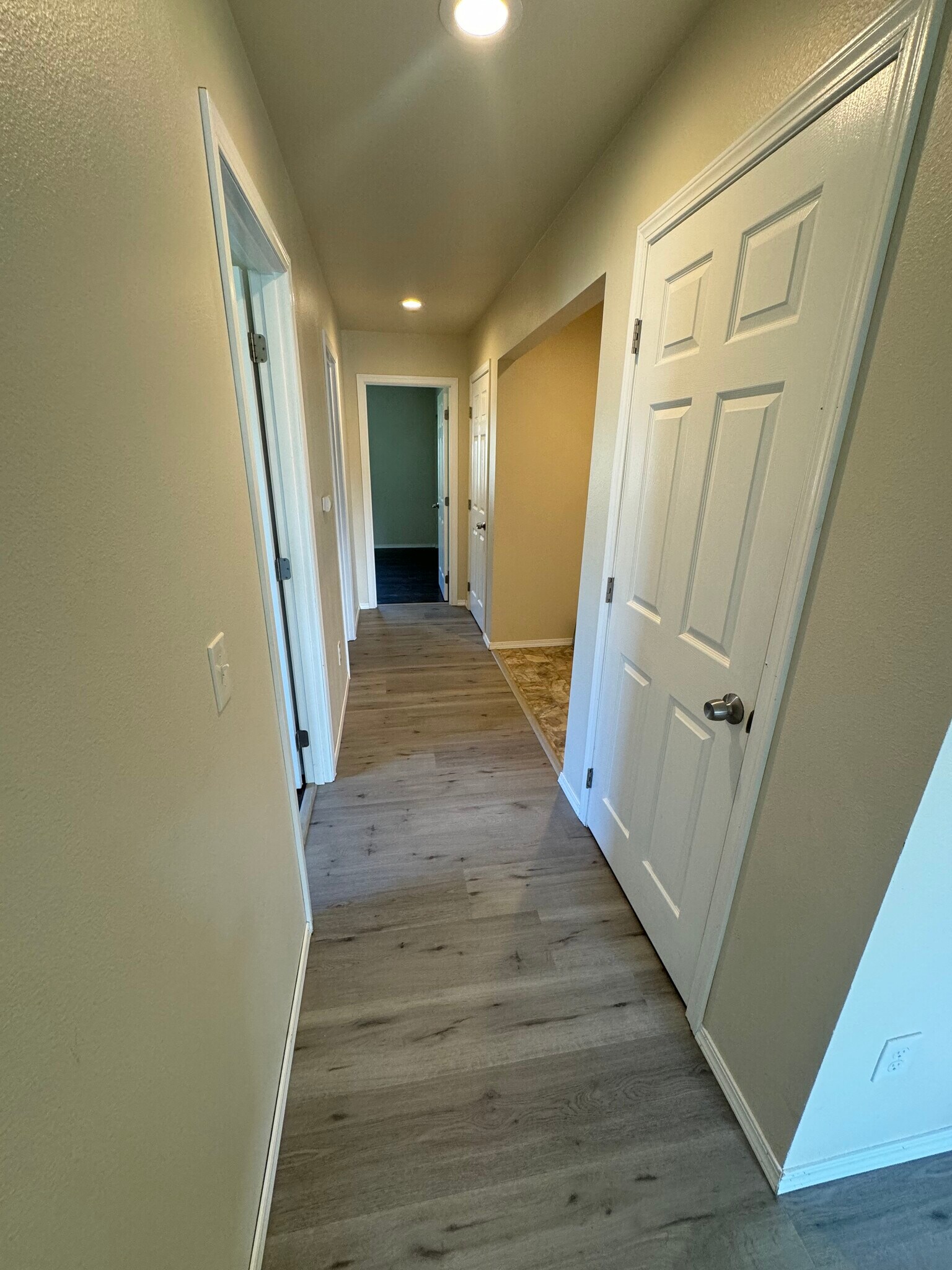 Building Photo - 27212 X Ln