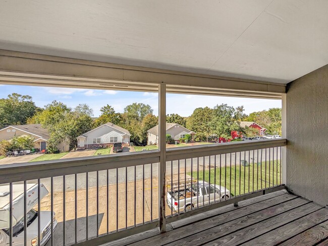 Building Photo - 2456 N Brophy Circle - Great Central Location