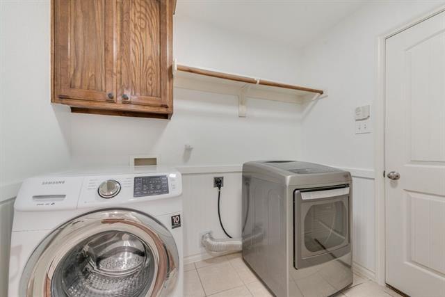 Building Photo - 2155 Colby Ln