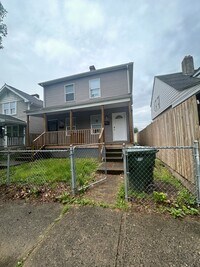 Building Photo - 121-123 Hayden Ave