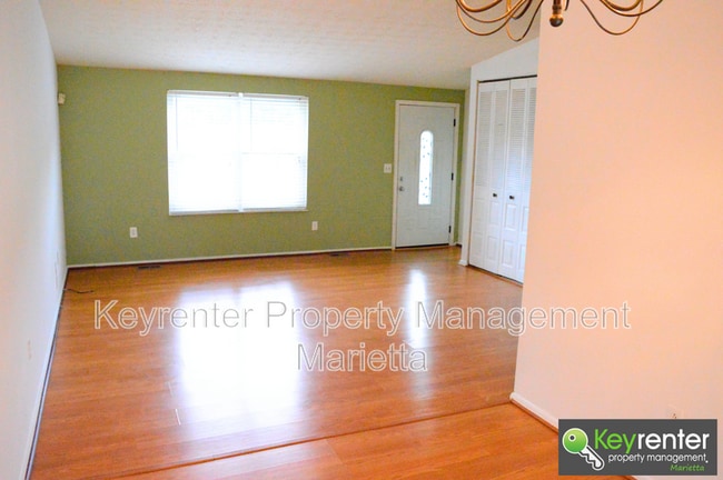 Building Photo - 2805 Pine Meadow Dr