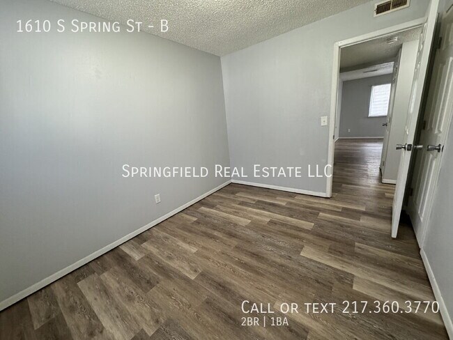 Building Photo - 1610 S Spring St