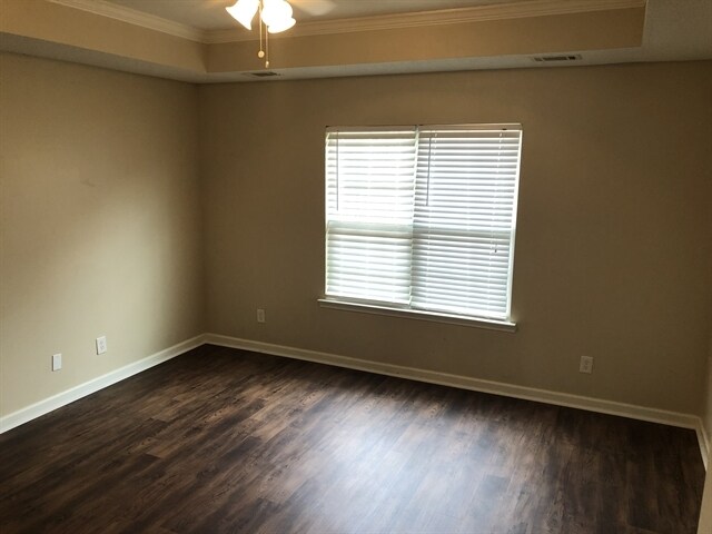 Building Photo - 134 Nandina Way