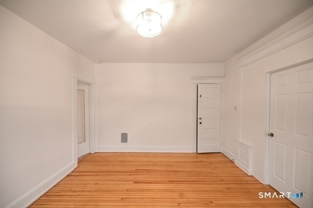 Building Photo - 117 Marion St