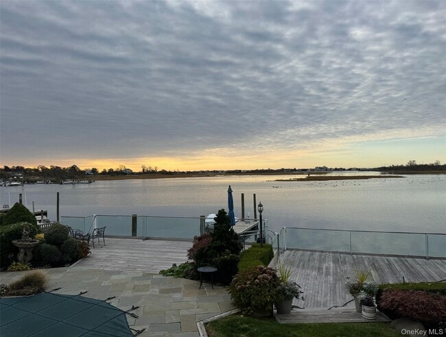 Primary Photo - 49 Harborview W