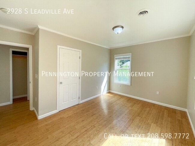 Building Photo - 2928 S Leadville Ave