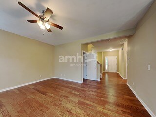 Building Photo - 215 Windsong Dr