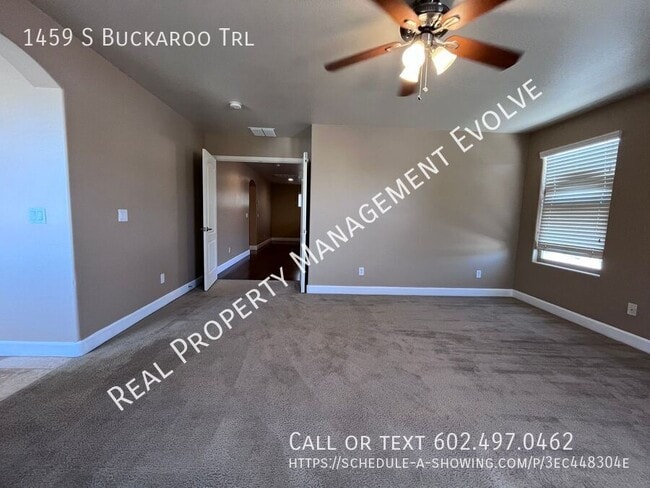 Building Photo - 1459 S Buckaroo Trail