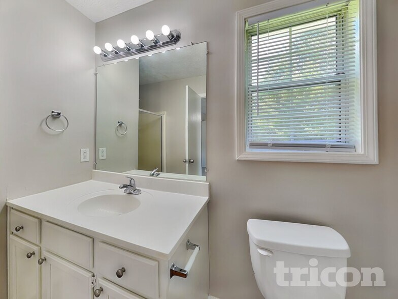 Building Photo - 2251 Bankston Cir
