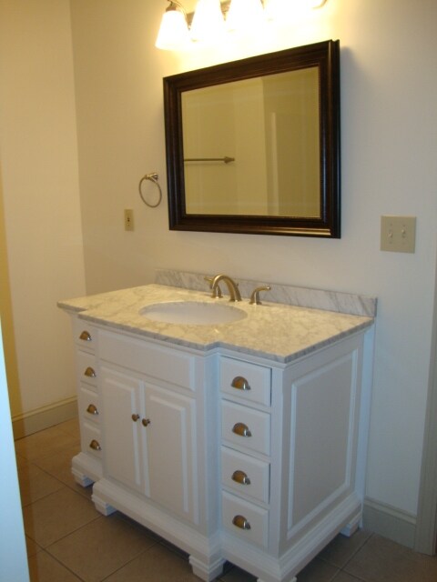 Building Photo - 20 Church St