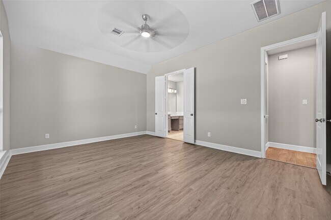 Building Photo - 17371 Merigold Hts Dr