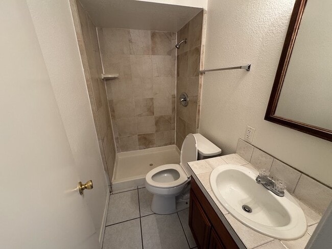 Building Photo - 5502 W Catalina Dr