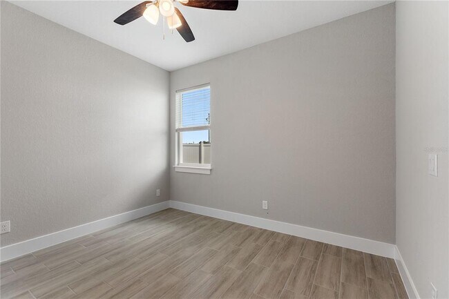 Building Photo - 217 Cimarron Dr