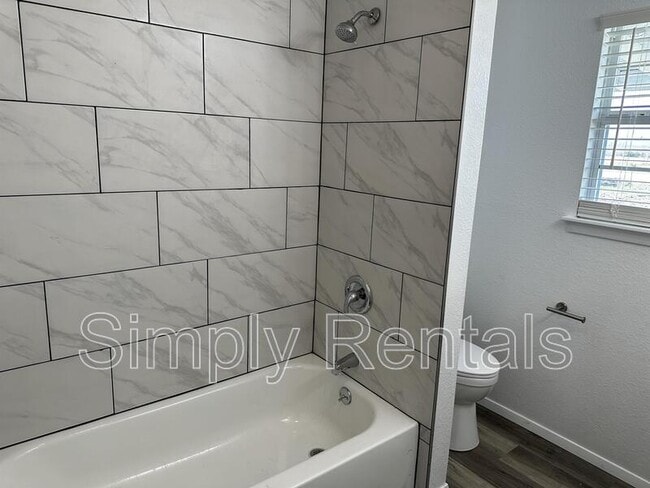 Building Photo - 1979 FM2649