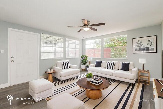 Building Photo - Inviting 3 Bedroom Ranch in Lakeland, FL