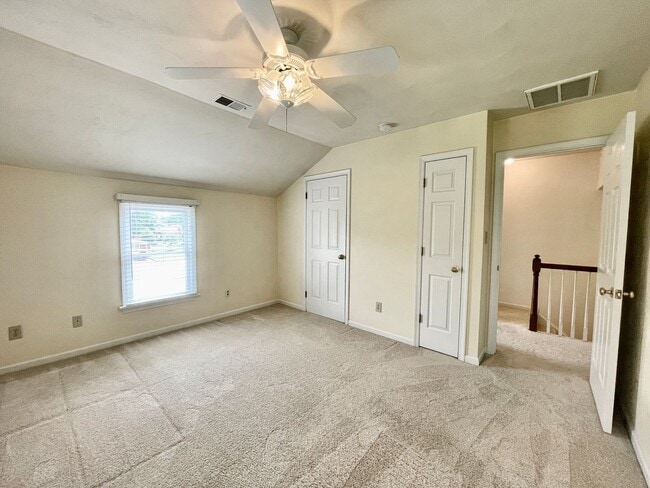 Building Photo - Available NOW! A 4-6 Bedroom Home! Attache...