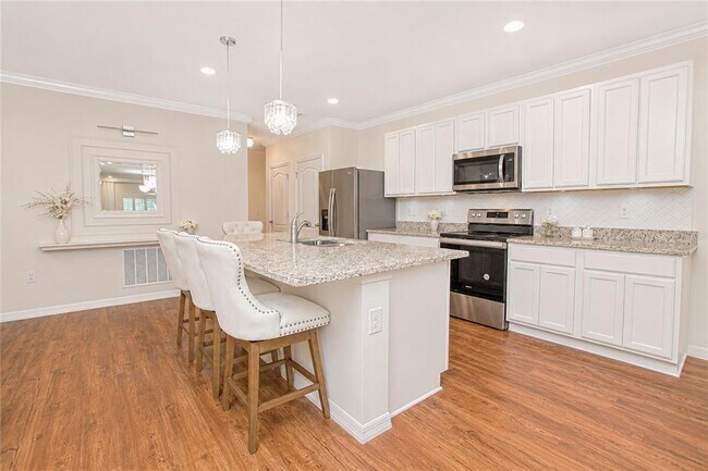 Building Photo - 2824 Sunridge Lp